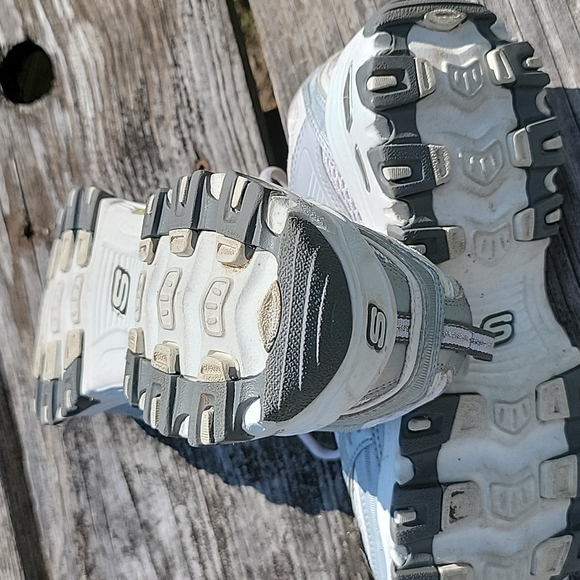 Sketchers D'lites sports shoes 11562 size 8.5 womens - Picture 5 of 7